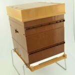 Ruche-Nicot-plastique-reconstituee-2-scaled.jpg